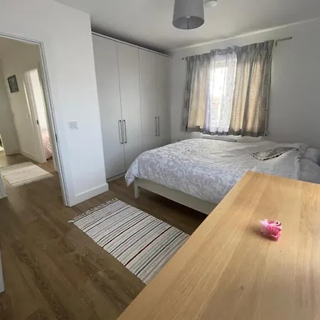 Grab House