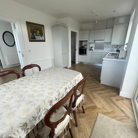Grab House