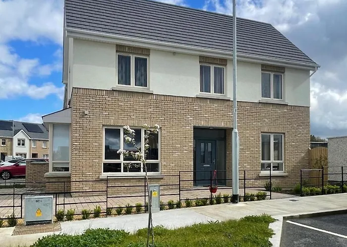 Holiday home Grab House